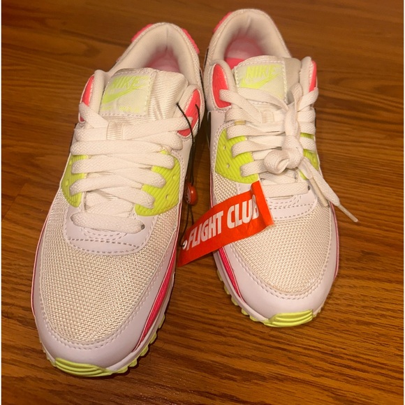 Nike Air Max | Never Worn - Picture 2 of 3